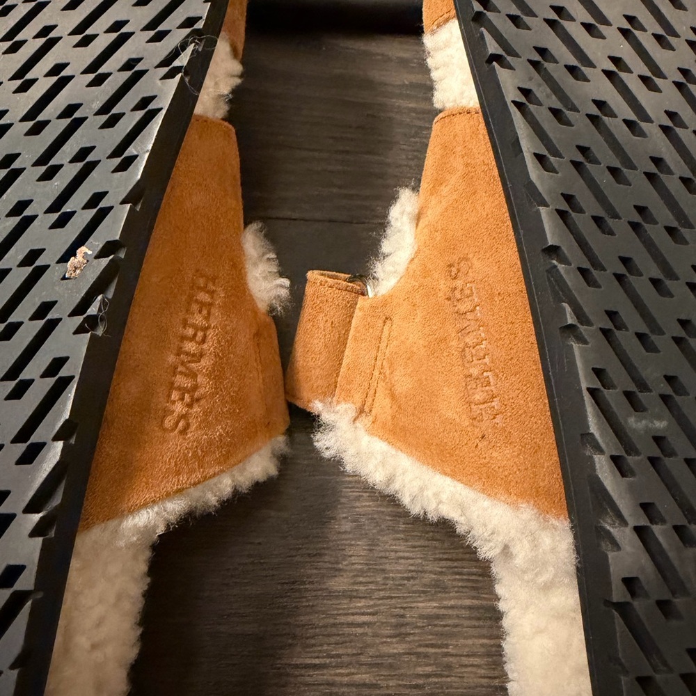 Hermes Suede Goatskin Woolskin Chypre Sandals 100% Authentic Naturel/écru - Picture 8 of 10
